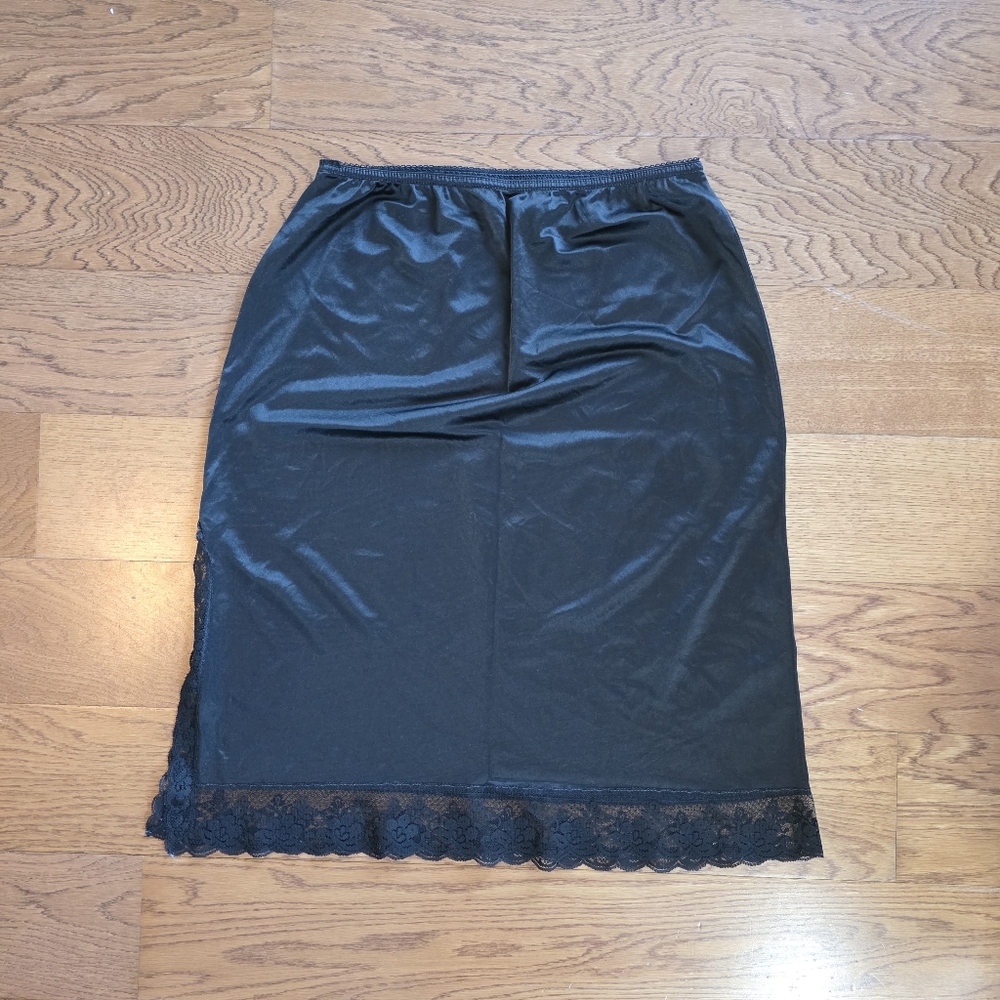 Vintage Mel Lin Half Slip Lace Hem Black Nylon Size Medium